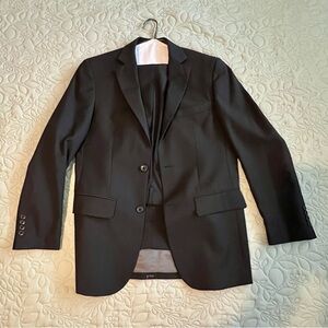 Wilke-Rodriguez Modern Fit Black Wool Suit (36R/30W)